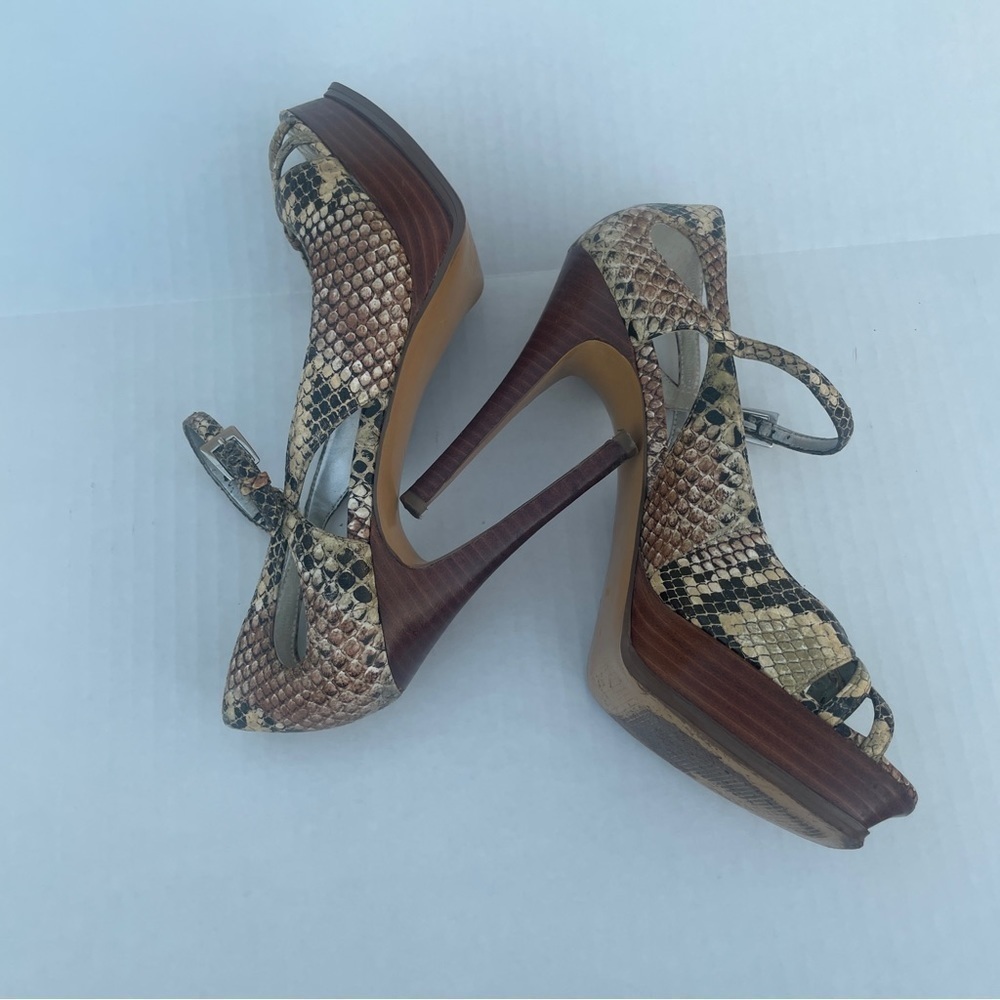 GUESS Faux Snake Skin Open Toe High Heels size 7.5 - Picture 8 of 14